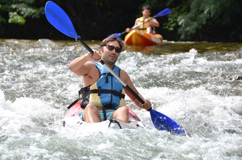 Descendiendo el sella en canoa. K2 Aventura