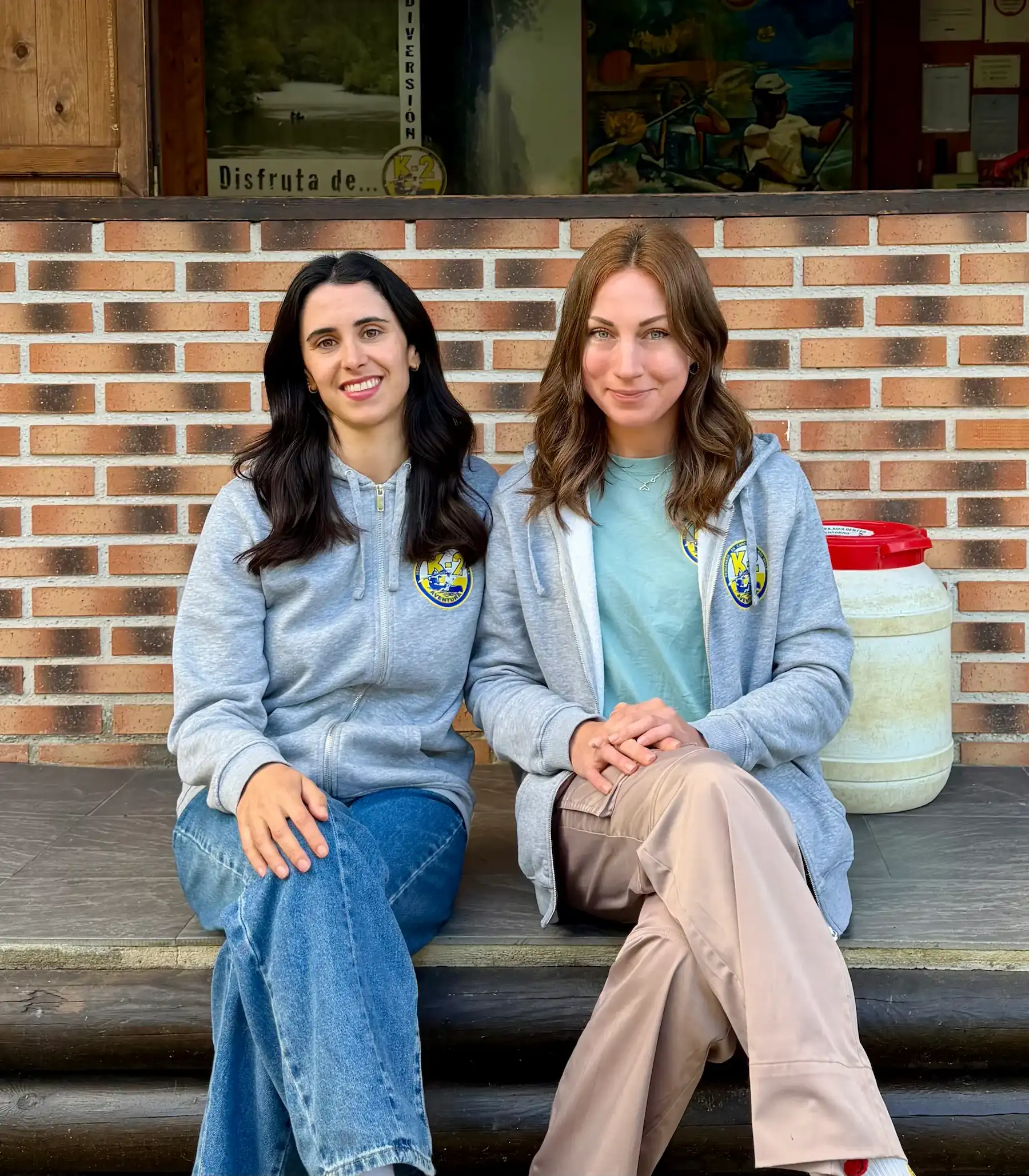 Julia y Maela K2 Aventura